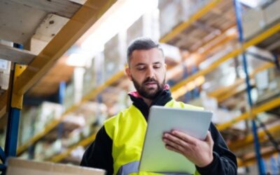 Why Rugged Mobile Computers Are Worth It in High-Throughput Warehouses